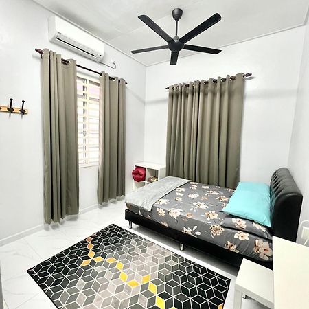 Teratai Homestay 3 Batu Buruk Kuala Terengganu Exterior foto