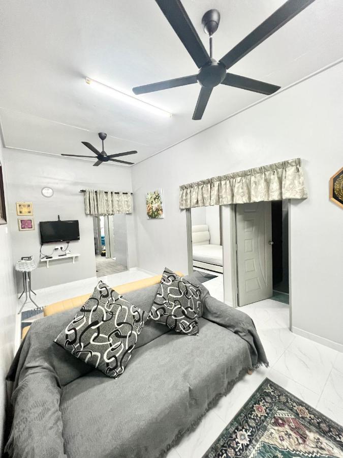 Teratai Homestay 3 Batu Buruk Kuala Terengganu Exterior foto