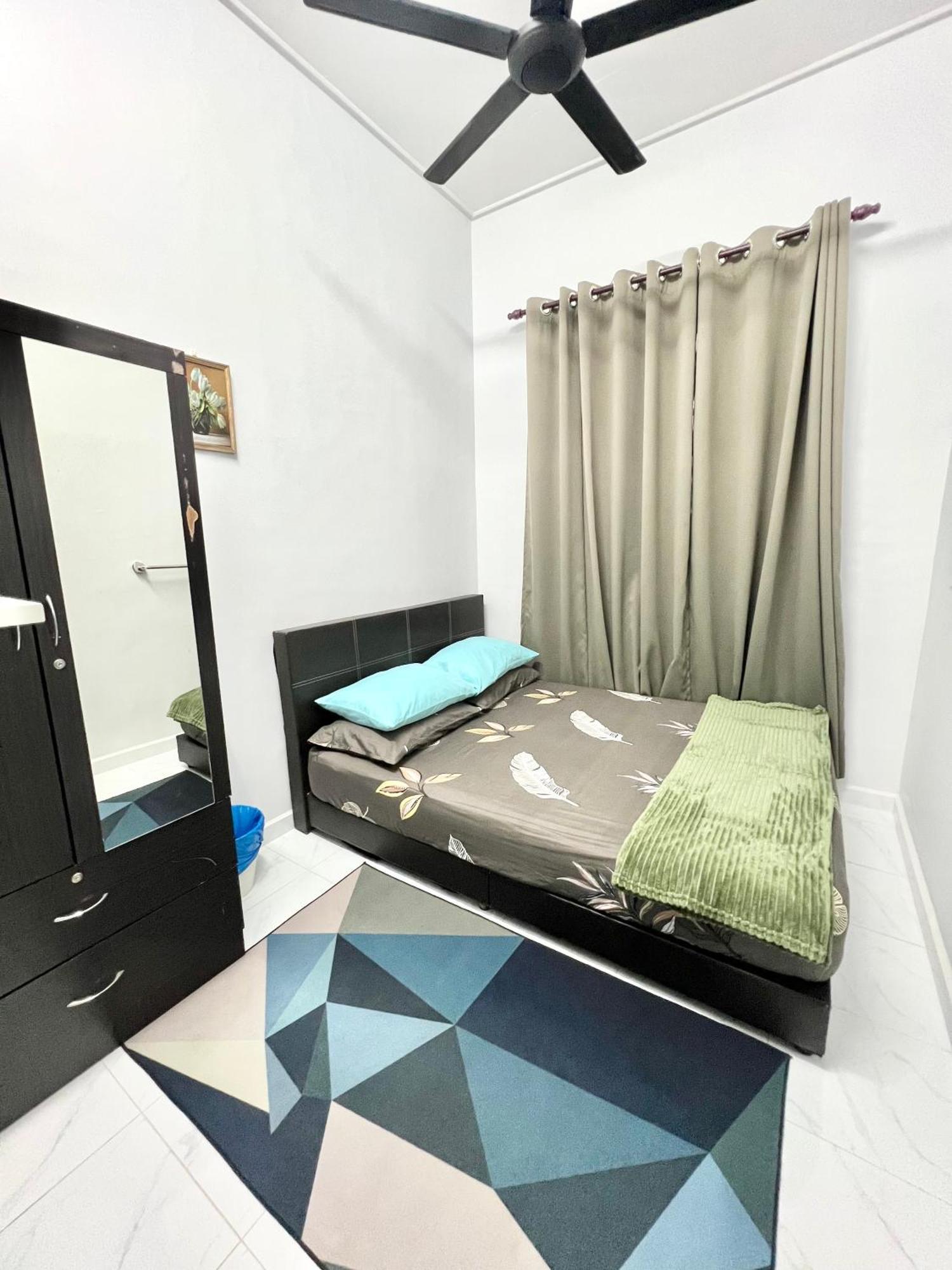Teratai Homestay 3 Batu Buruk Kuala Terengganu Exterior foto